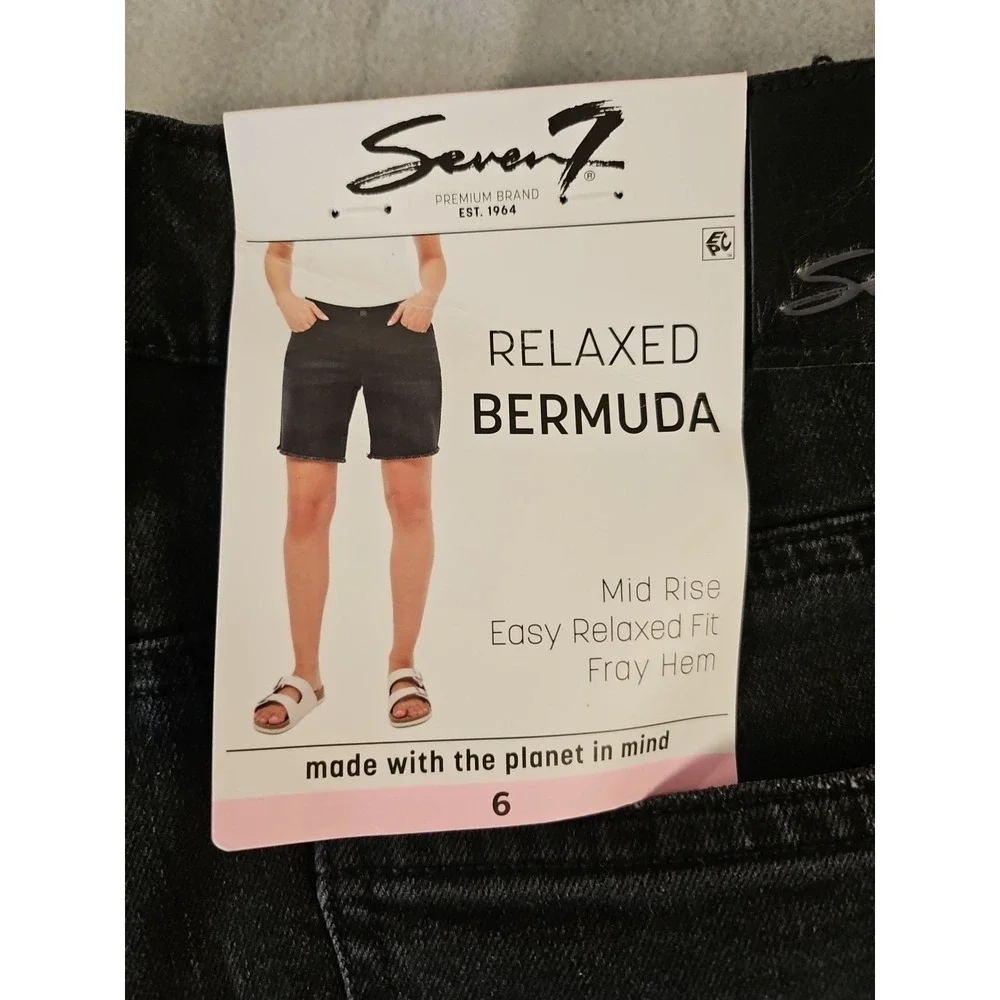 Seven7 Womens Relaxed Bermuda Denim Shorts Mid Rise Fray Hem Black Size 6 NWT‎
